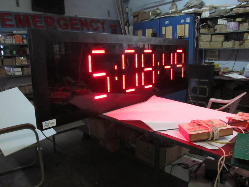digital-clock-15inch-bR9cRYY6
